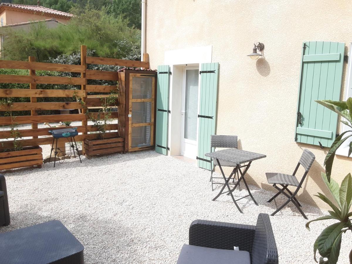 Ferienwohnung Le Chemin De Bruniele Aubres Exterior foto