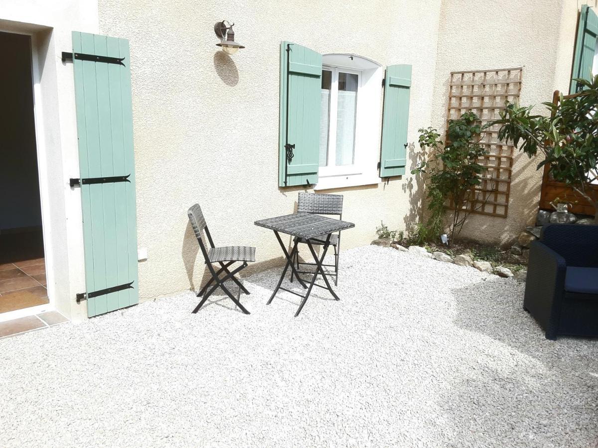 Ferienwohnung Le Chemin De Bruniele Aubres Exterior foto